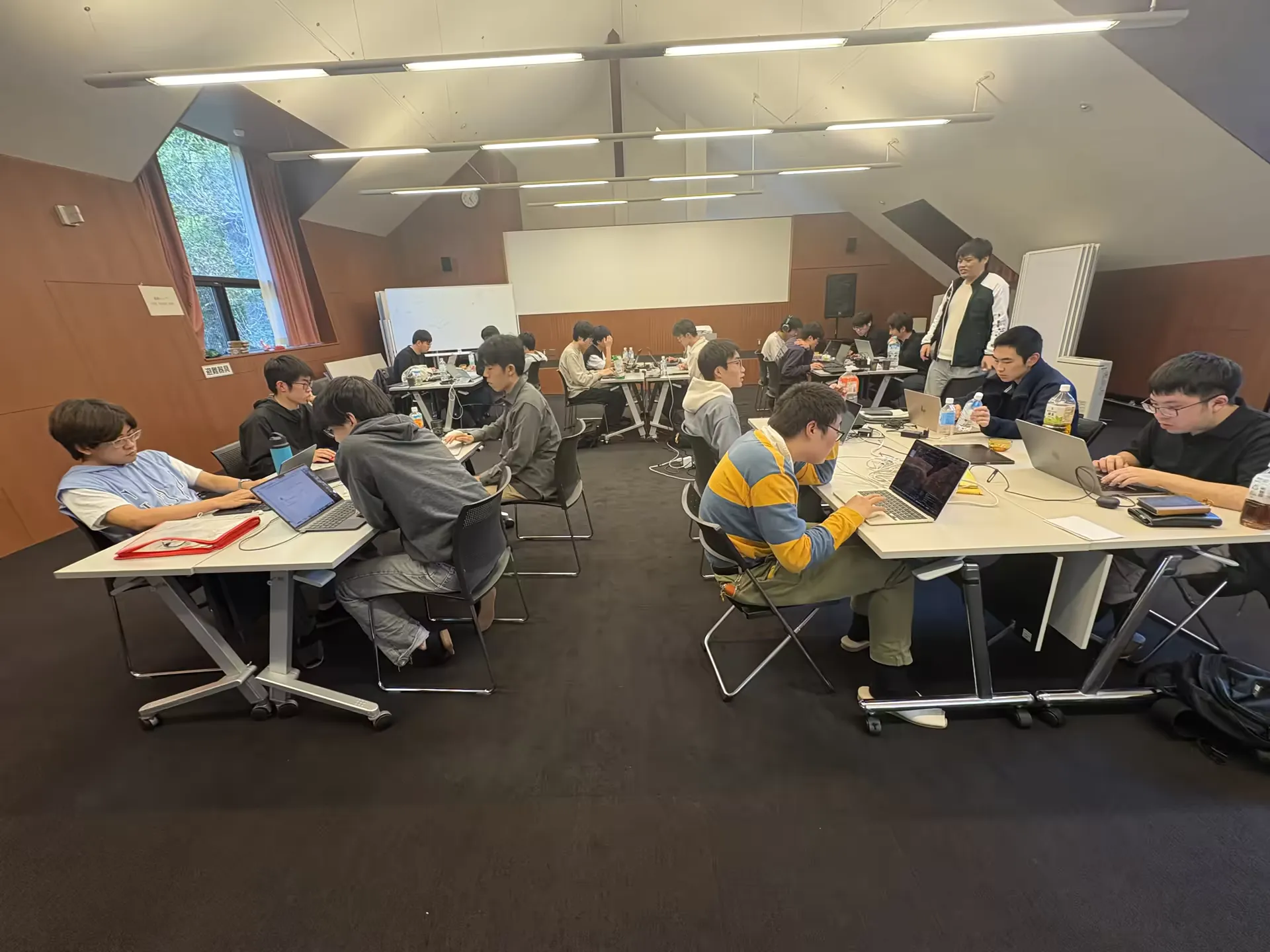 コーディングの様子